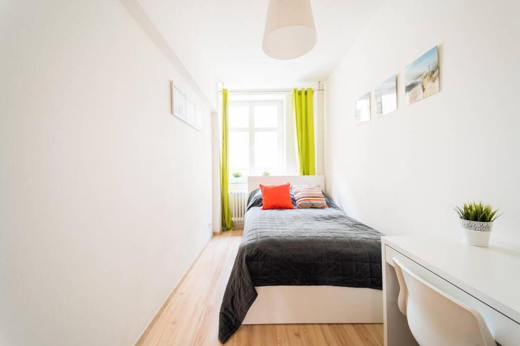 3 Rooms Big Apartment - 150 M Town Hall - Nice Design Wroclaw Exterior photo