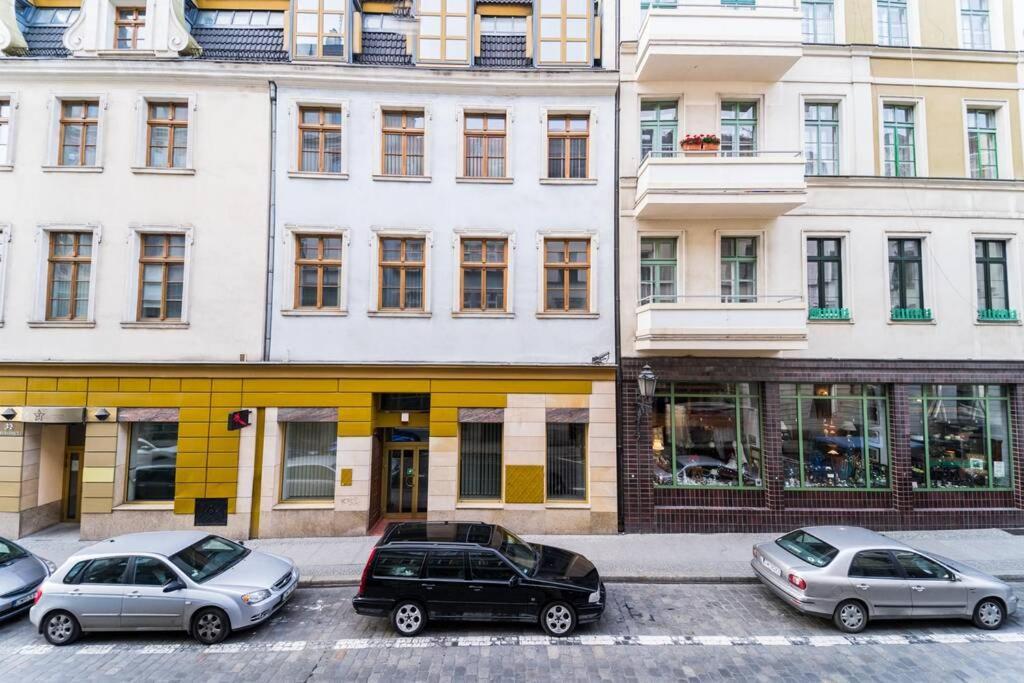 3 Rooms Big Apartment - 150 M Town Hall - Nice Design Wroclaw Exterior photo
